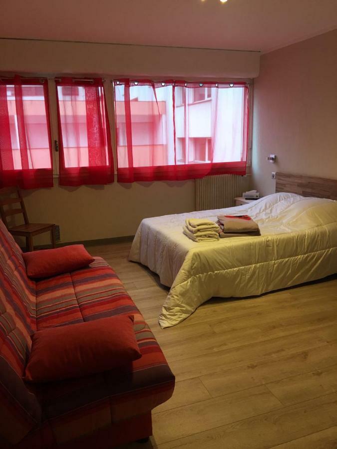 Appartements Boulevard Des Pyrenees Pau Eksteriør bilde